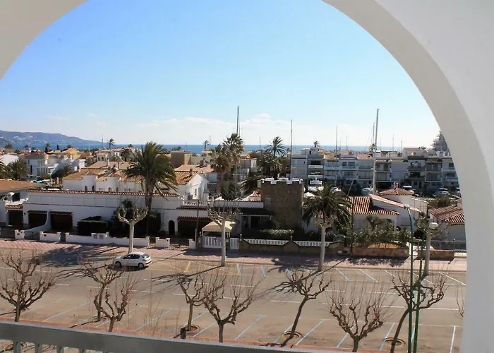 Apartment Absolute Empuriabrava